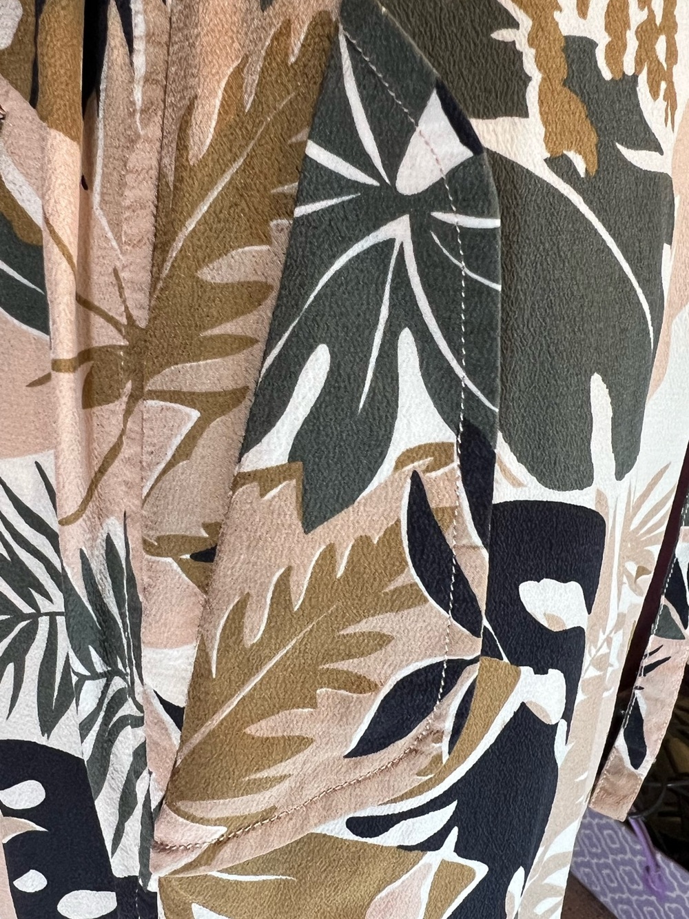 🤎rag & bone Silk “Victoria” Tropical Print Pants - Picture 6 of 8